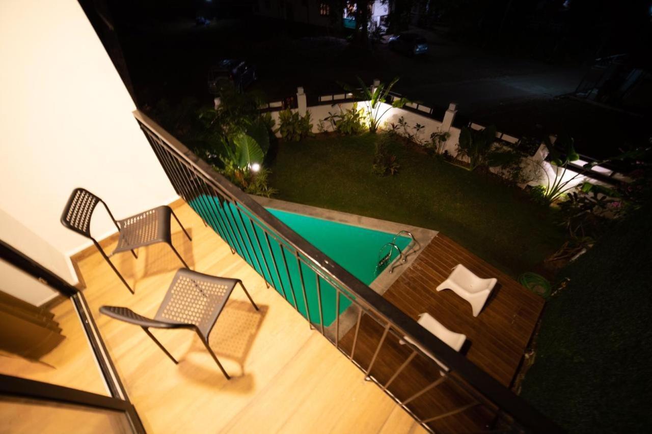 Half Hotel, كالانغيُت المظهر الخارجي الصورة