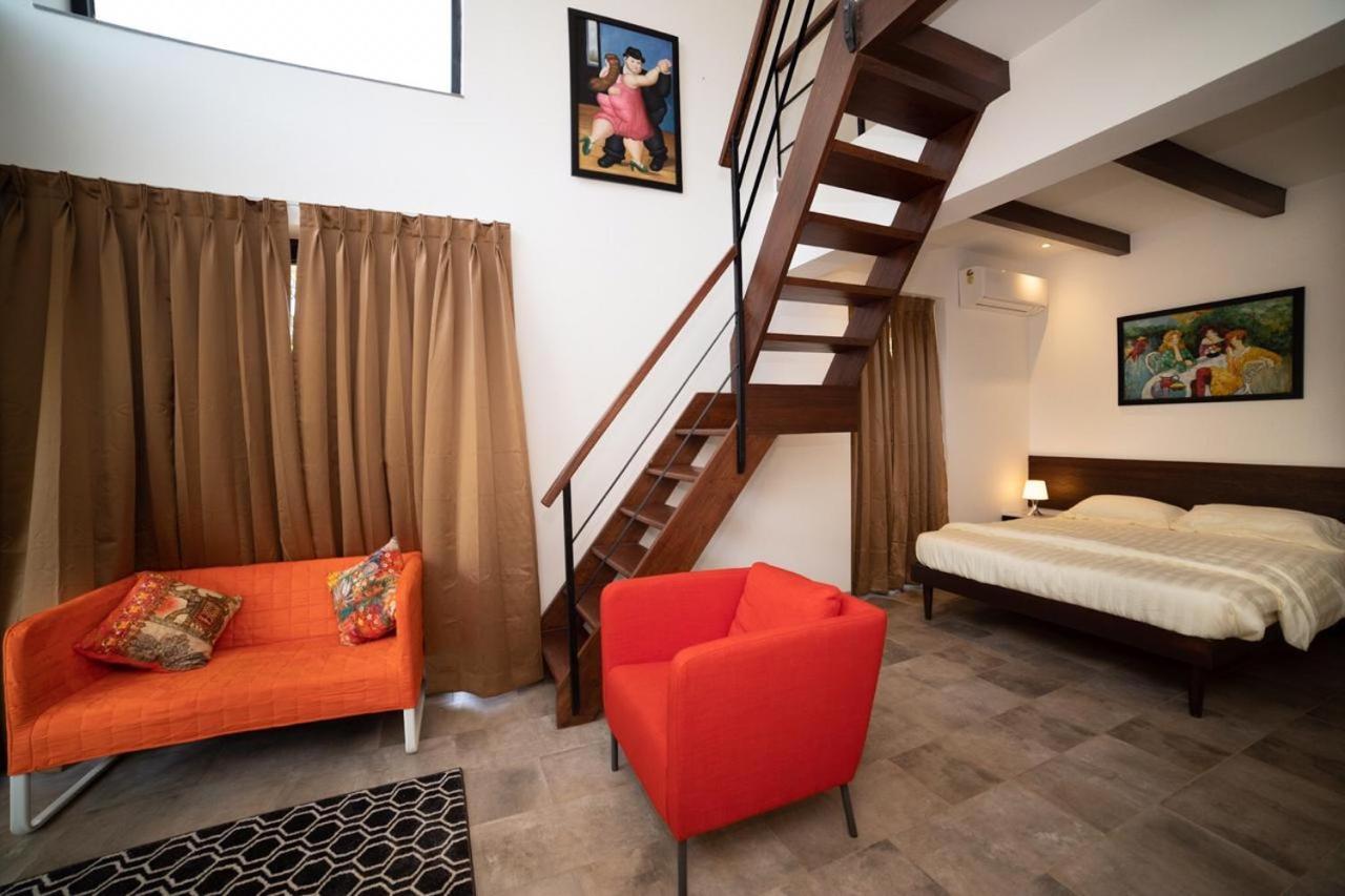 Half Hotel, كالانغيُت المظهر الخارجي الصورة