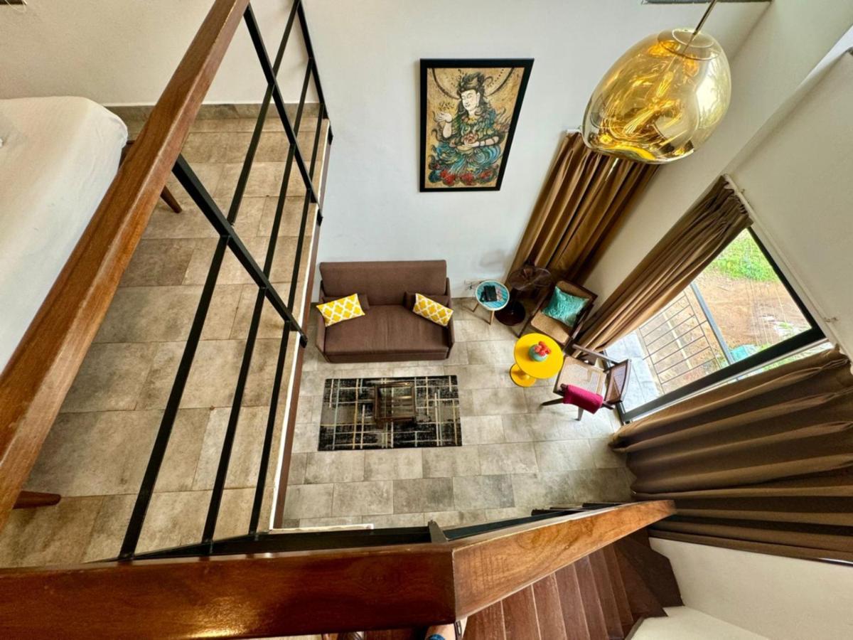 Half Hotel, كالانغيُت المظهر الخارجي الصورة
