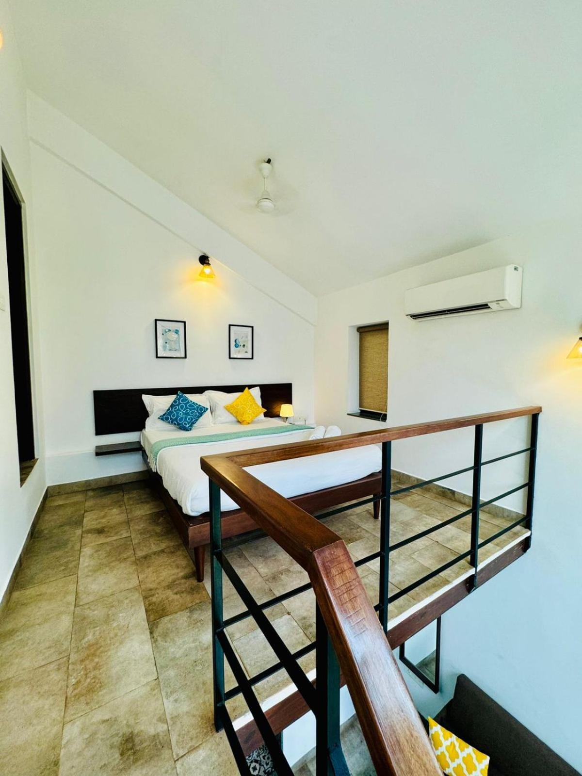 Half Hotel, كالانغيُت المظهر الخارجي الصورة